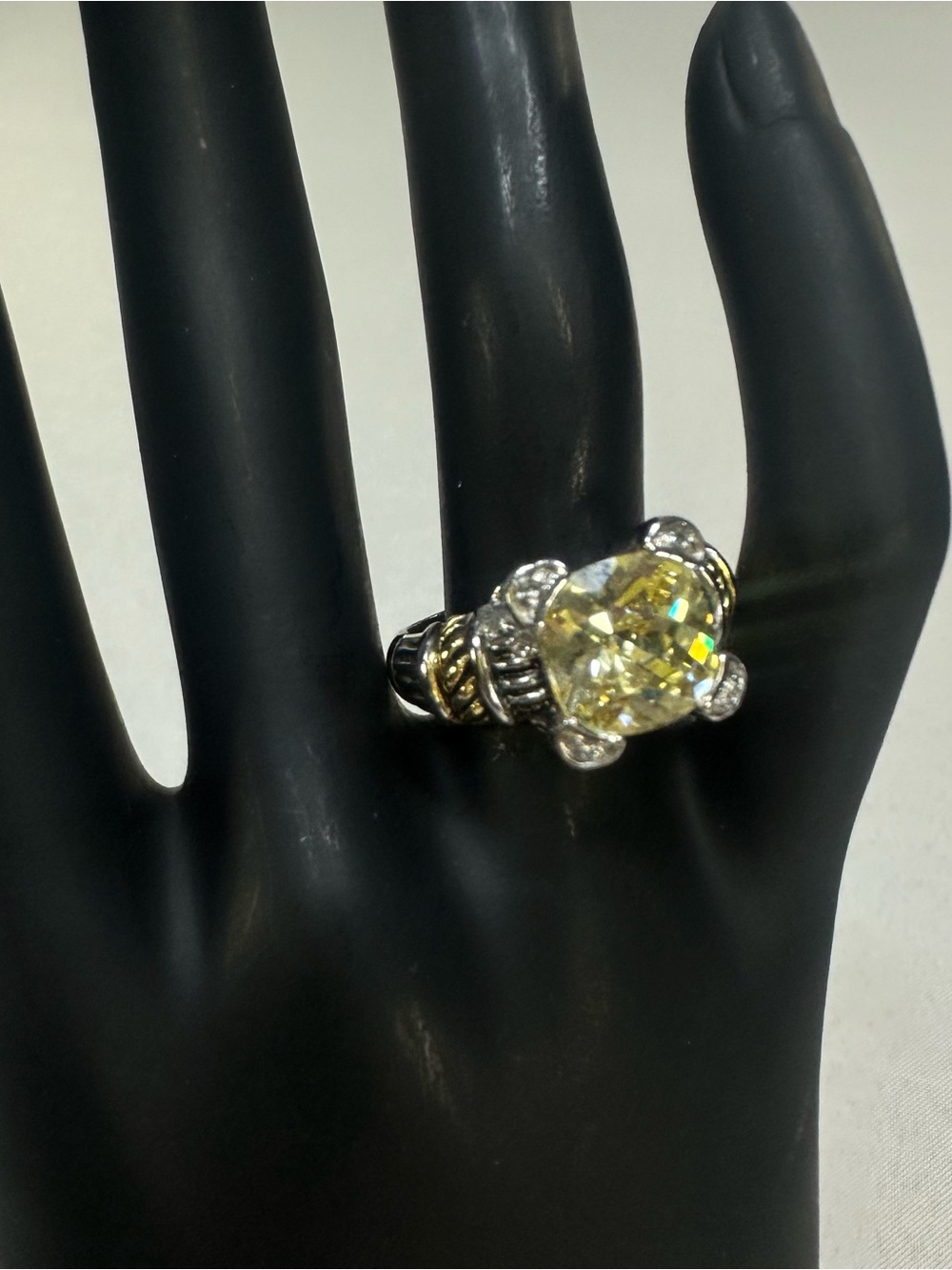 Two-Tone 18K GE Cable Twist Cocktail Ring Canary Yellow Cushion Cut Size 8 7g